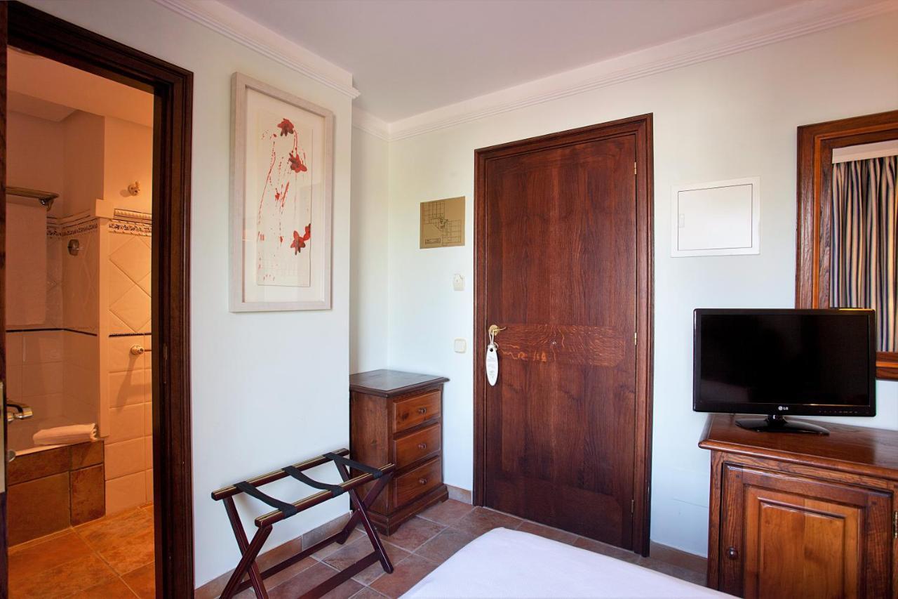 Hotel Cala Sant Vicenc - Adults Only Cala San Vicente  Bagian luar foto