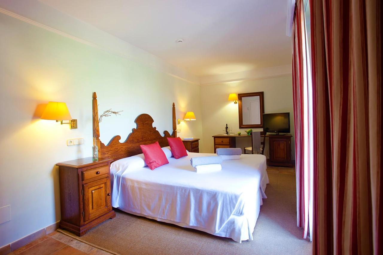 Hotel Cala Sant Vicenc - Adults Only Cala San Vicente  Bagian luar foto