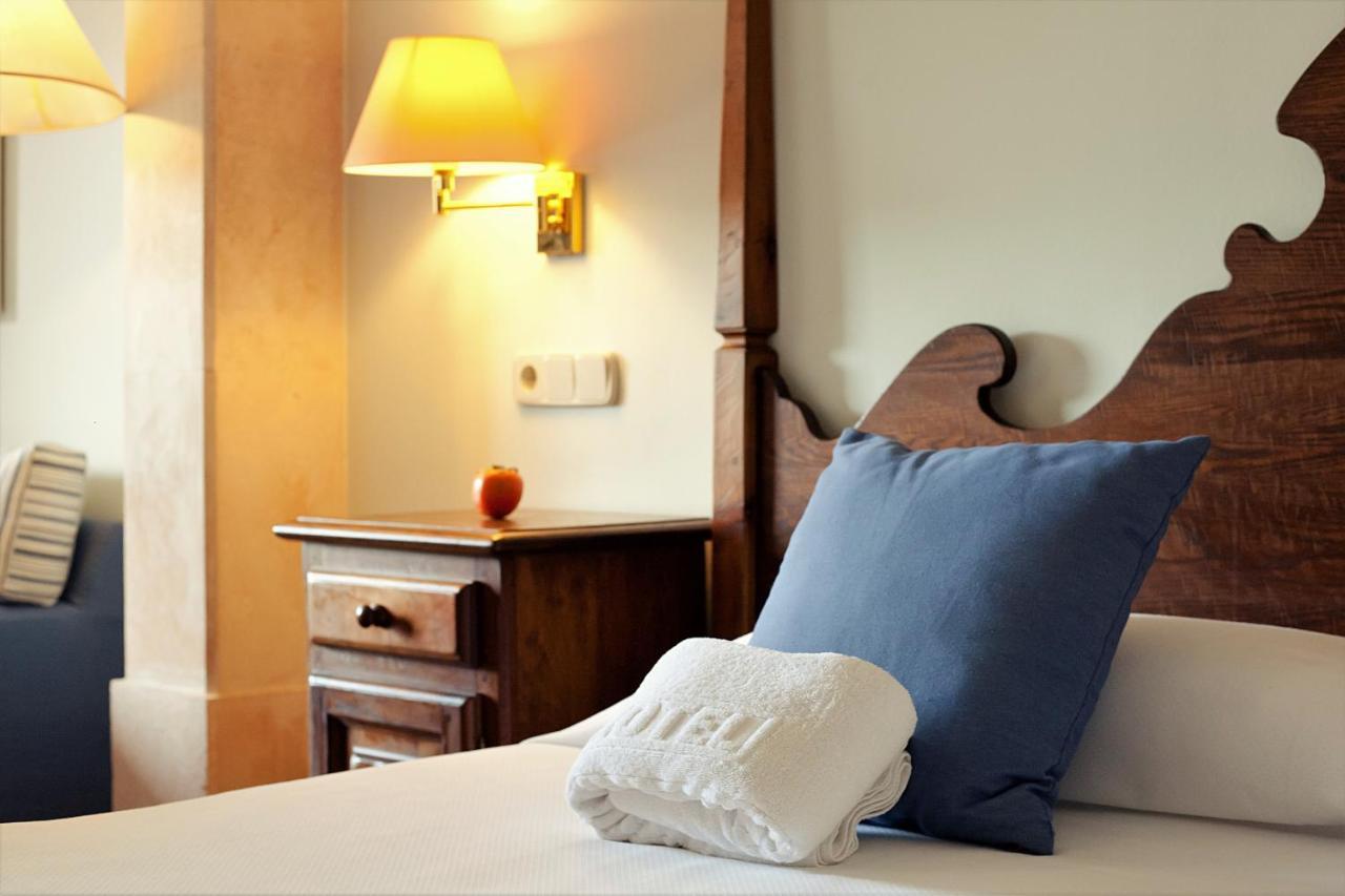 Hotel Cala Sant Vicenc - Adults Only Cala San Vicente  Bagian luar foto