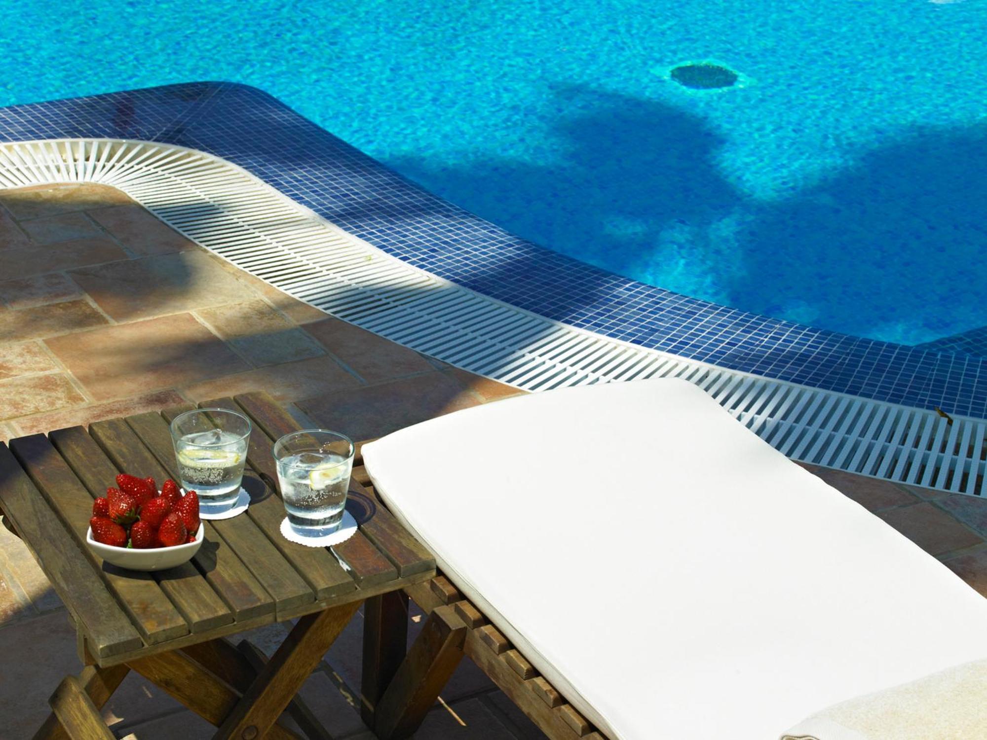 Hotel Cala Sant Vicenc - Adults Only Cala San Vicente  Bagian luar foto